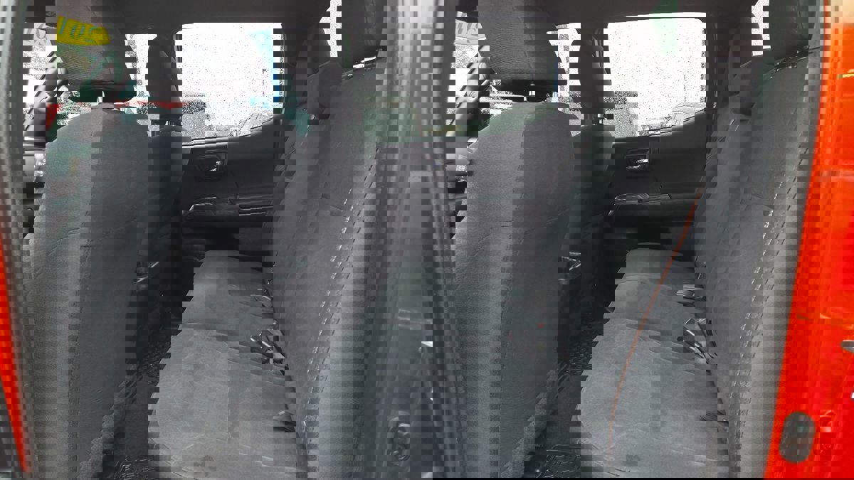 Used 2017 Toyota Tacoma TRD Off-Road image 37