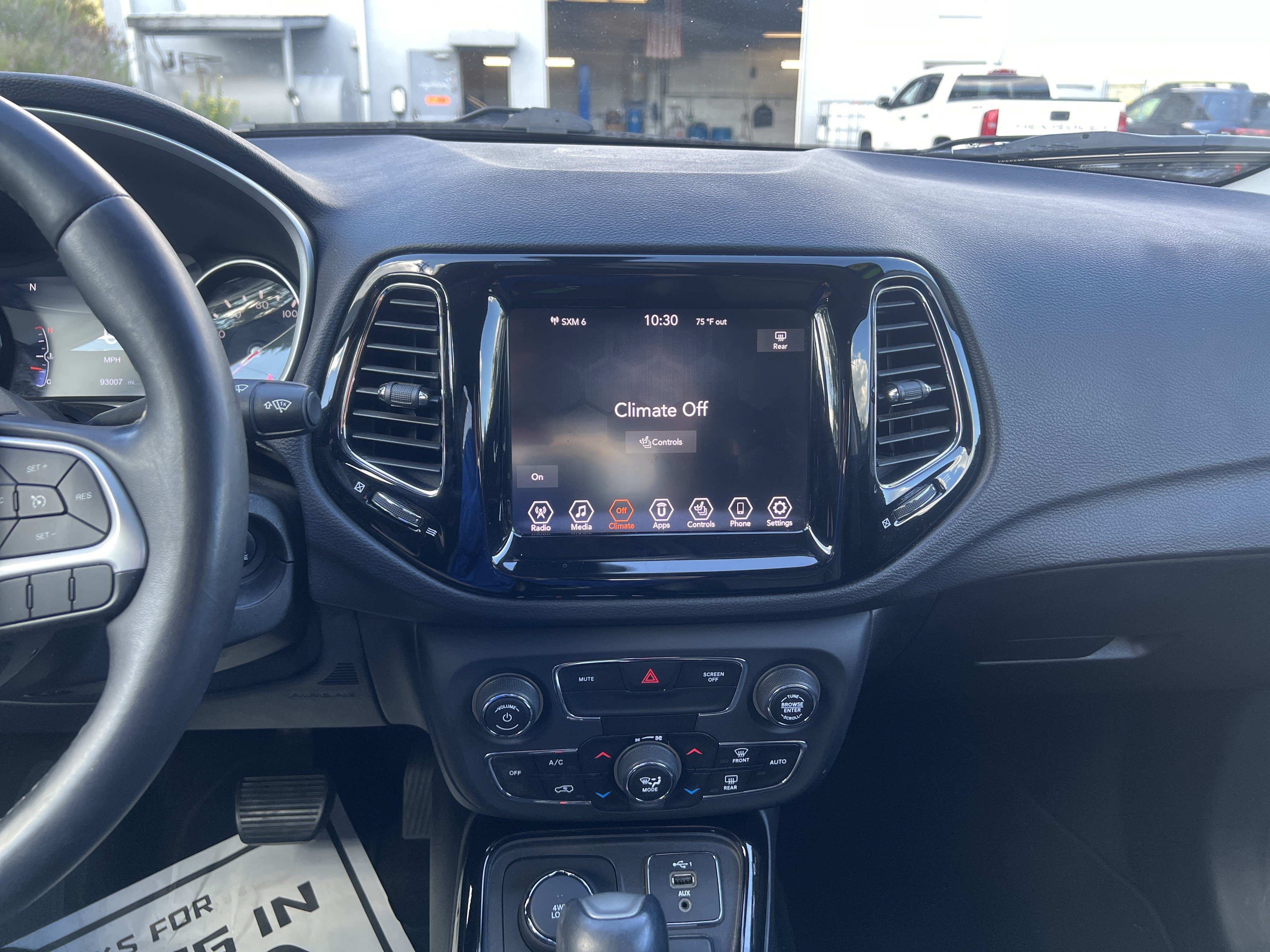 Used 2019 Jeep Compass Limited AWD/4WD image 25
