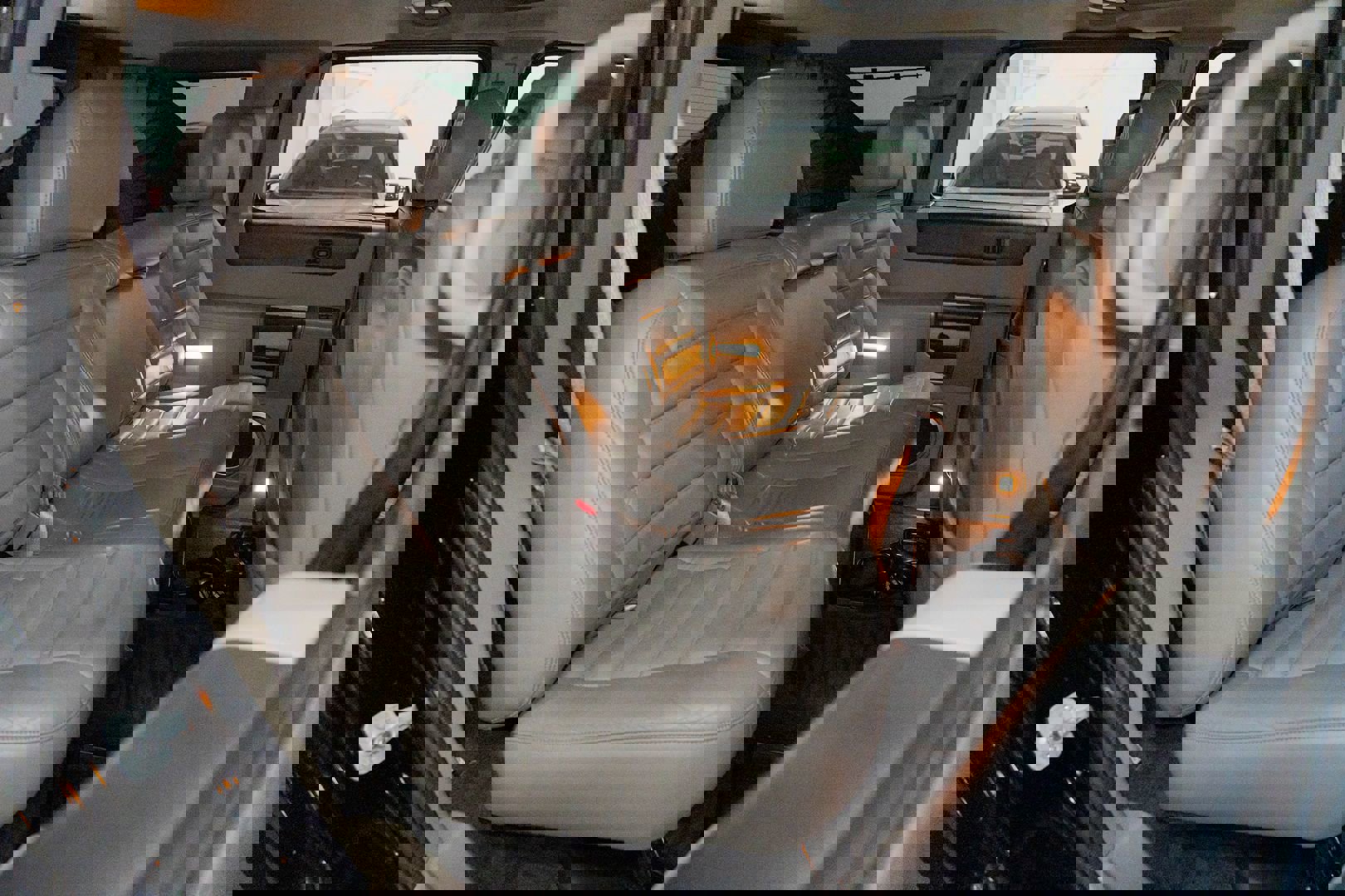 Used 2003 HUMMER H2 w/ Preferred Equipment Group image 42