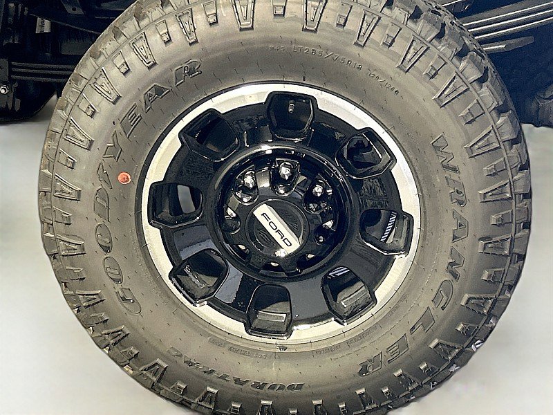 New 2025 Ford F250 Lariat w/ Lariat Ultimate Package image 33