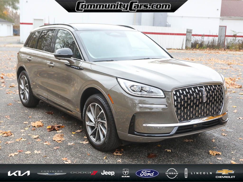 Certified 2025 Lincoln Corsair Grand Touring w/ Equipment Group 301A image 9