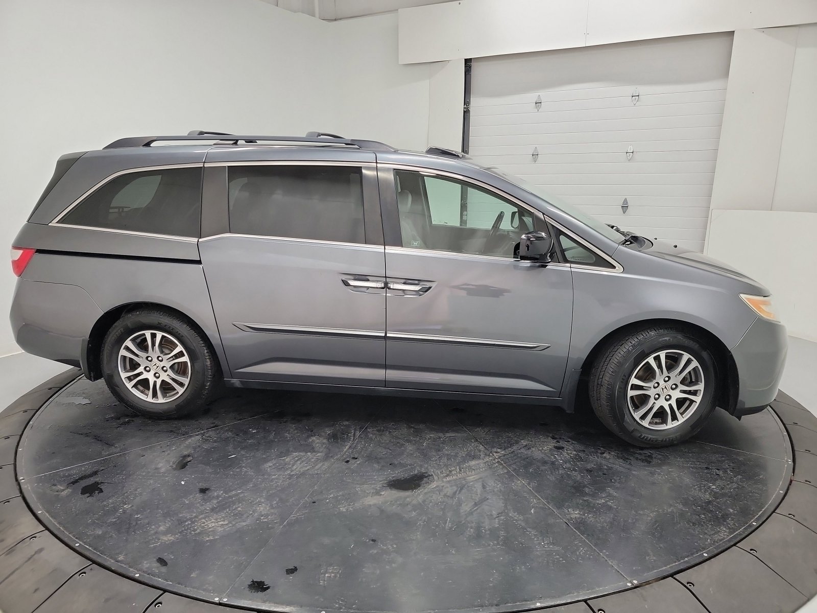 Used 2011 Honda Odyssey EX-L image 11