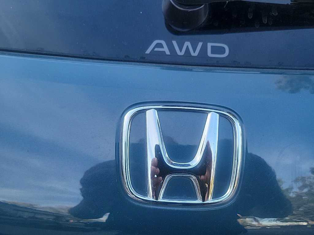 Used 2025 Honda HR-V Sport image 10