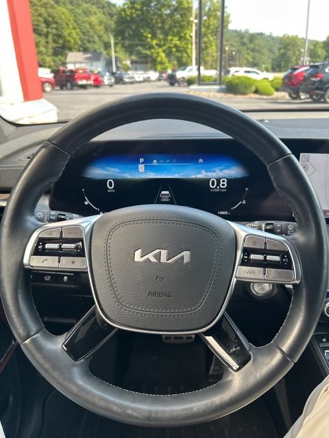 Used 2024 Kia Telluride SX Prestige image 13