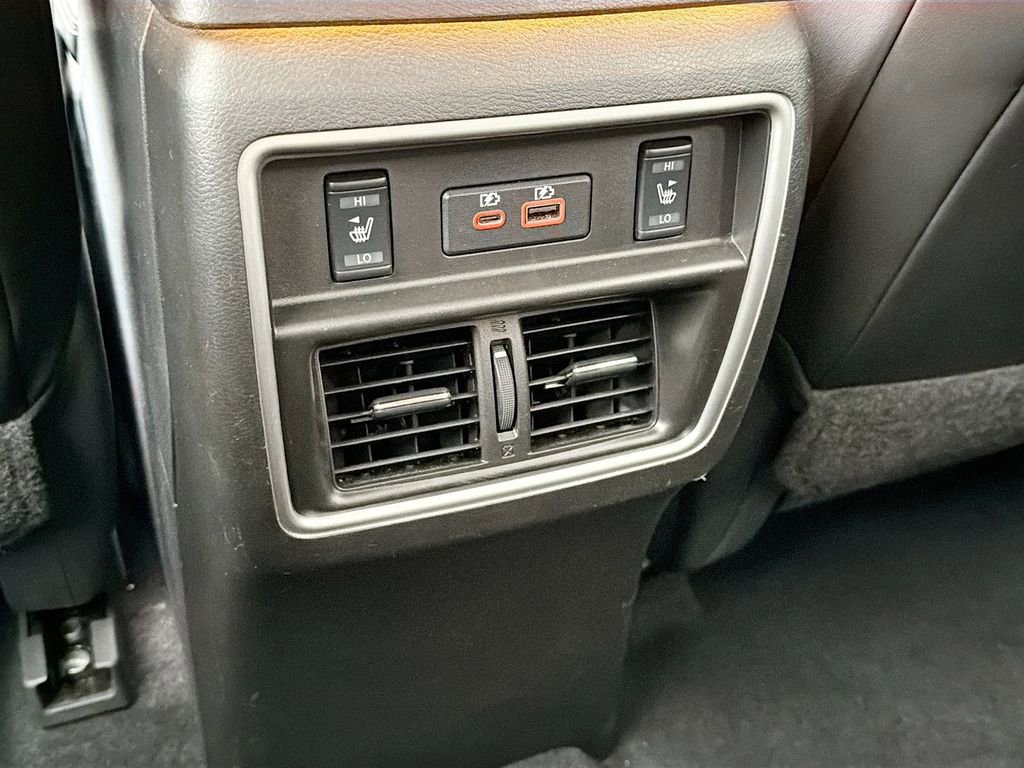 Used 2023 Nissan Murano Platinum w/ Cargo Package image 27