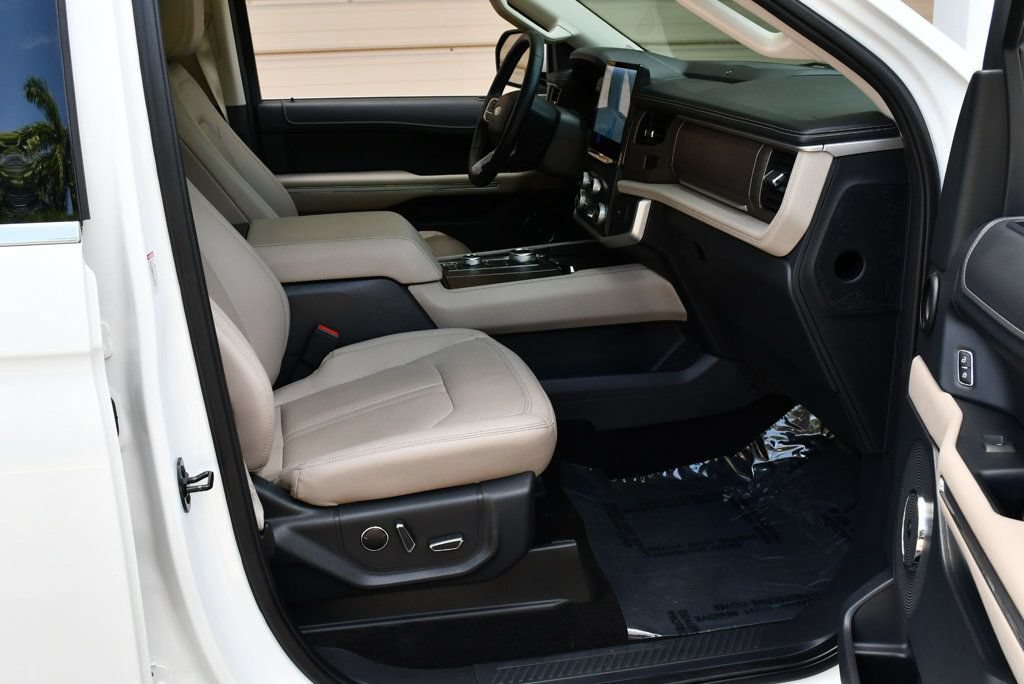 Used 2022 Ford Expedition Limited AWD/4WD image 48