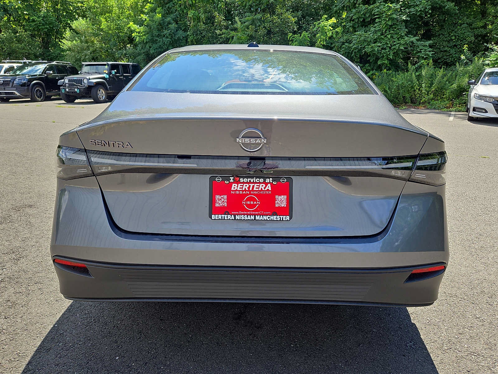 New 2027 Nissan Sentra SV w/ SV Convenience Package FWD image 5