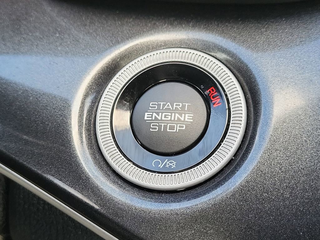 Used 2023 Jeep Grand Cherokee L Laredo AWD/4WD image 23