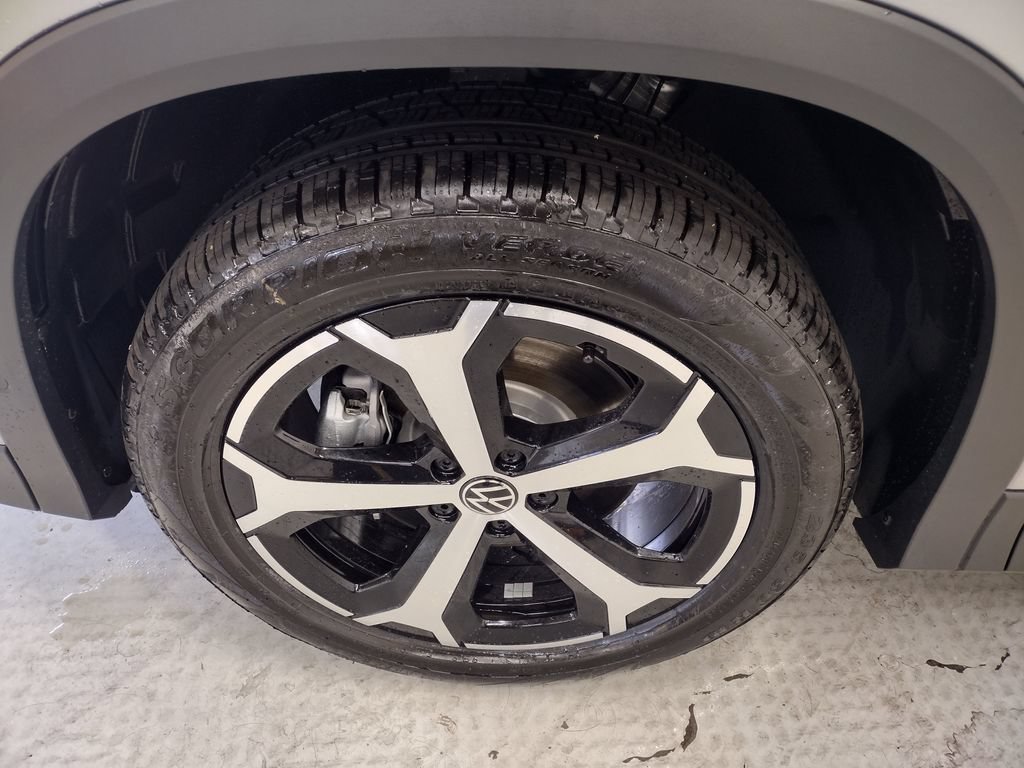New 2026 Volkswagen Tiguan SE AWD/4WD image 5