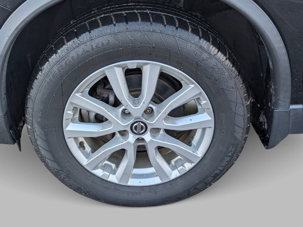 Used 2019 Nissan Rogue SV image 20