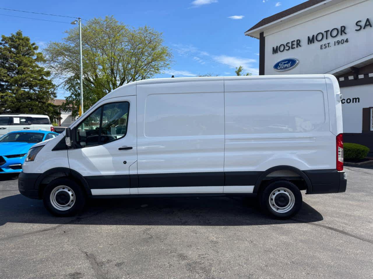Used 2025 Ford Transit 250 148 Medium Roof w/ Load Area Protection Package RWD image 8