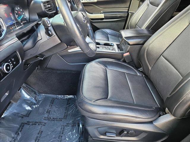 Used 2023 Ford Explorer Limited image 15