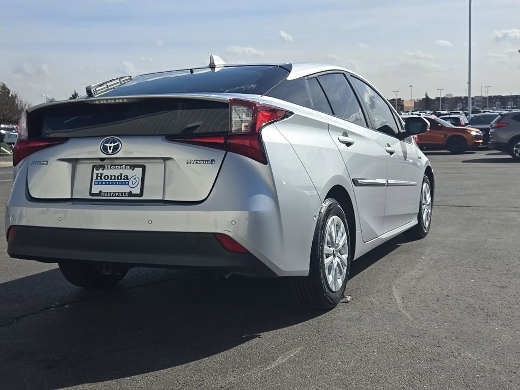 Used 2022 Toyota Prius LE image 6