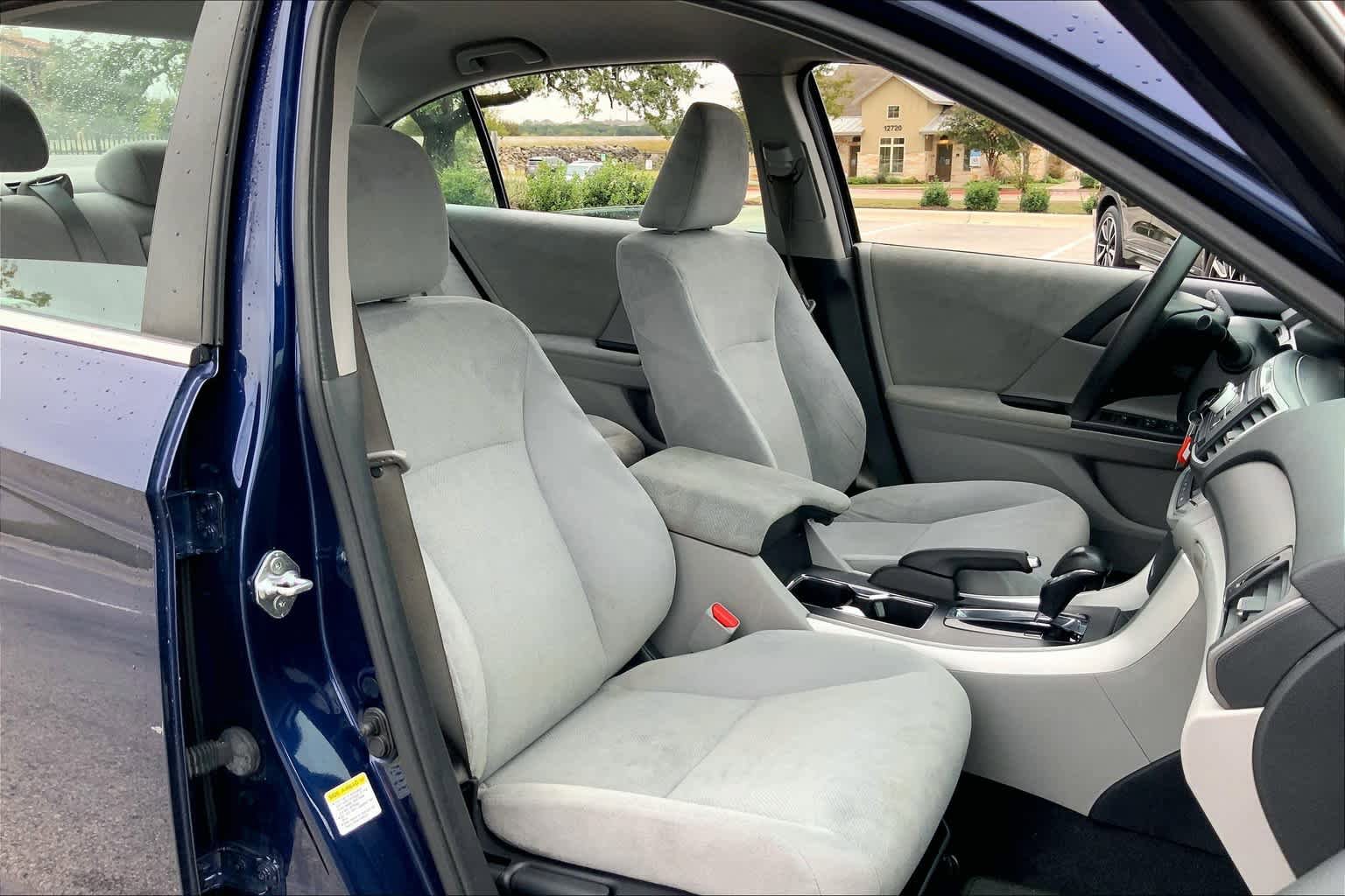 Used 2013 Honda Accord LX image 8