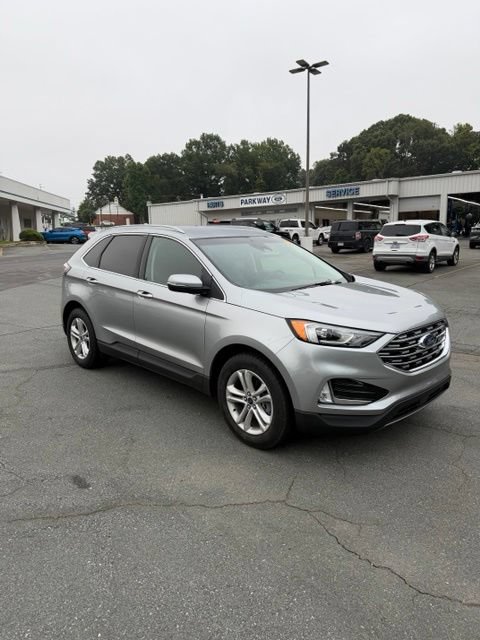 Used 2020 Ford Edge SEL w/ Convenience Package FWD image 6
