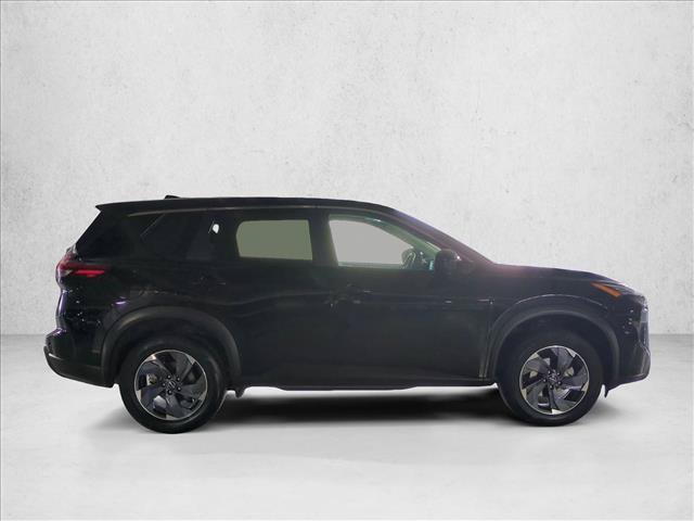 Used 2024 Nissan Rogue SV FWD image 4