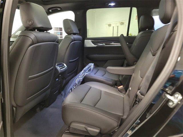 New 2025 Cadillac XT6 Sport w/ Technology Package image 6