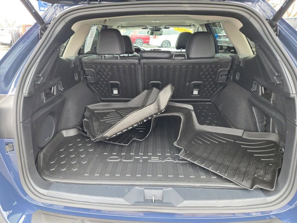Certified 2025 Subaru Outback Touring XT image 15