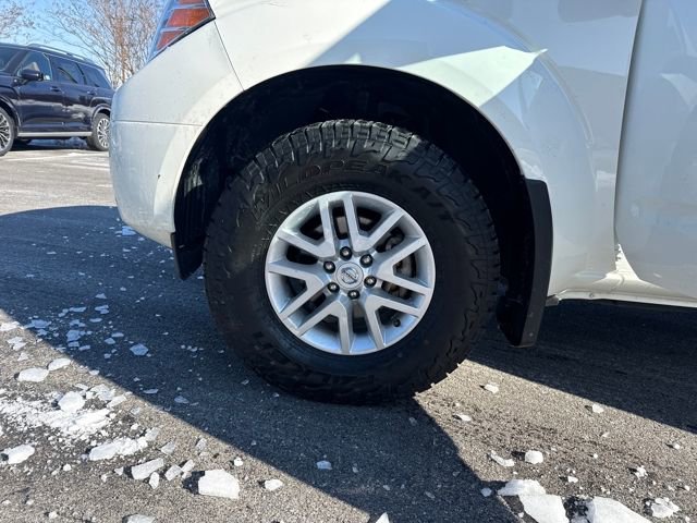 Used 2021 Nissan Frontier SV w/ SV Utility Package image 27