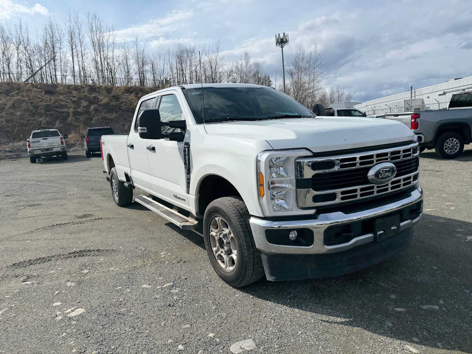 Used 2025 Ford F250 XLT AWD/4WD image 5