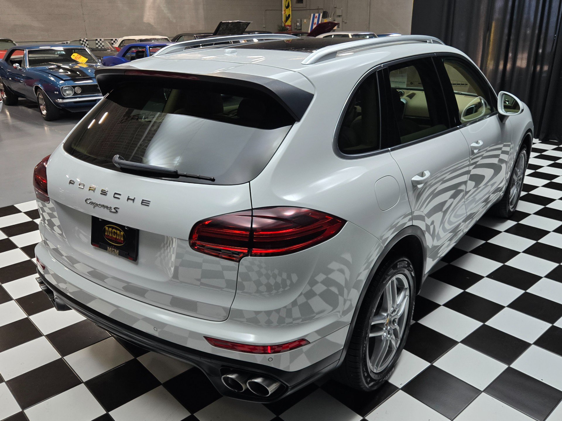 Used 2017 Porsche Cayenne S AWD/4WD image 47