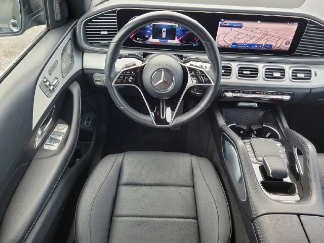 Used 2025 Mercedes-Benz GLE 350 4MATIC image 16