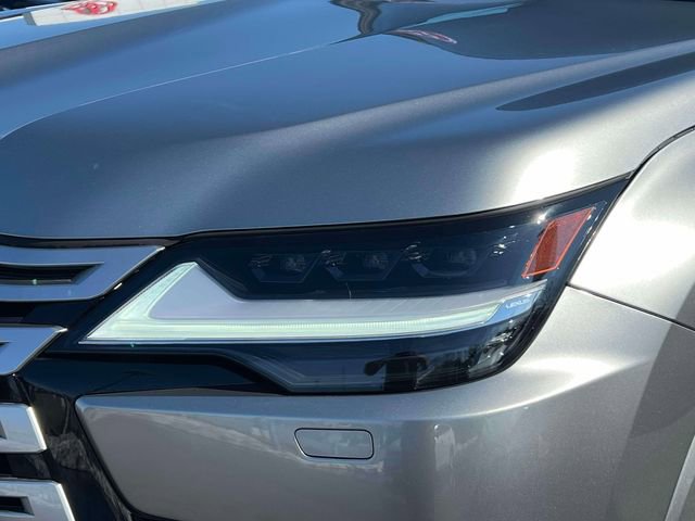 Used 2023 Lexus LX 600 4WD w/ Accessory Package (Z1) image 12