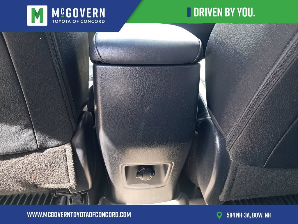 Used 2017 Toyota RAV4 Limited w/ Carpet Mat Package AWD/4WD image 19