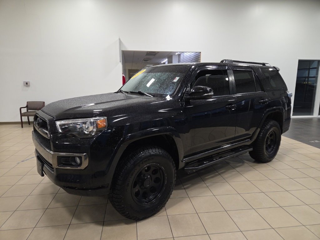Used 2019 Toyota 4Runner Limited image 3