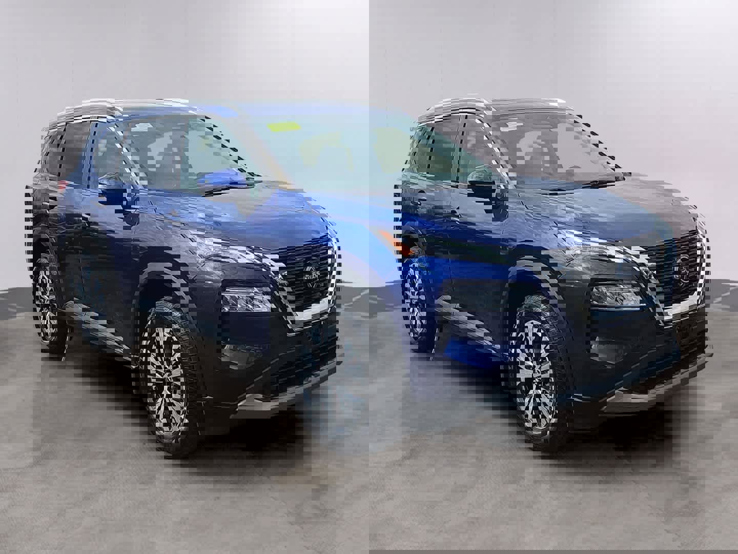 Used 2022 Nissan Rogue SV w/ SV Premium Package image 10