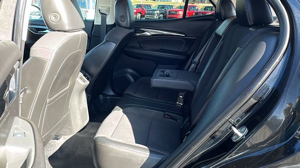 Used 2023 Buick Envision Preferred image 24