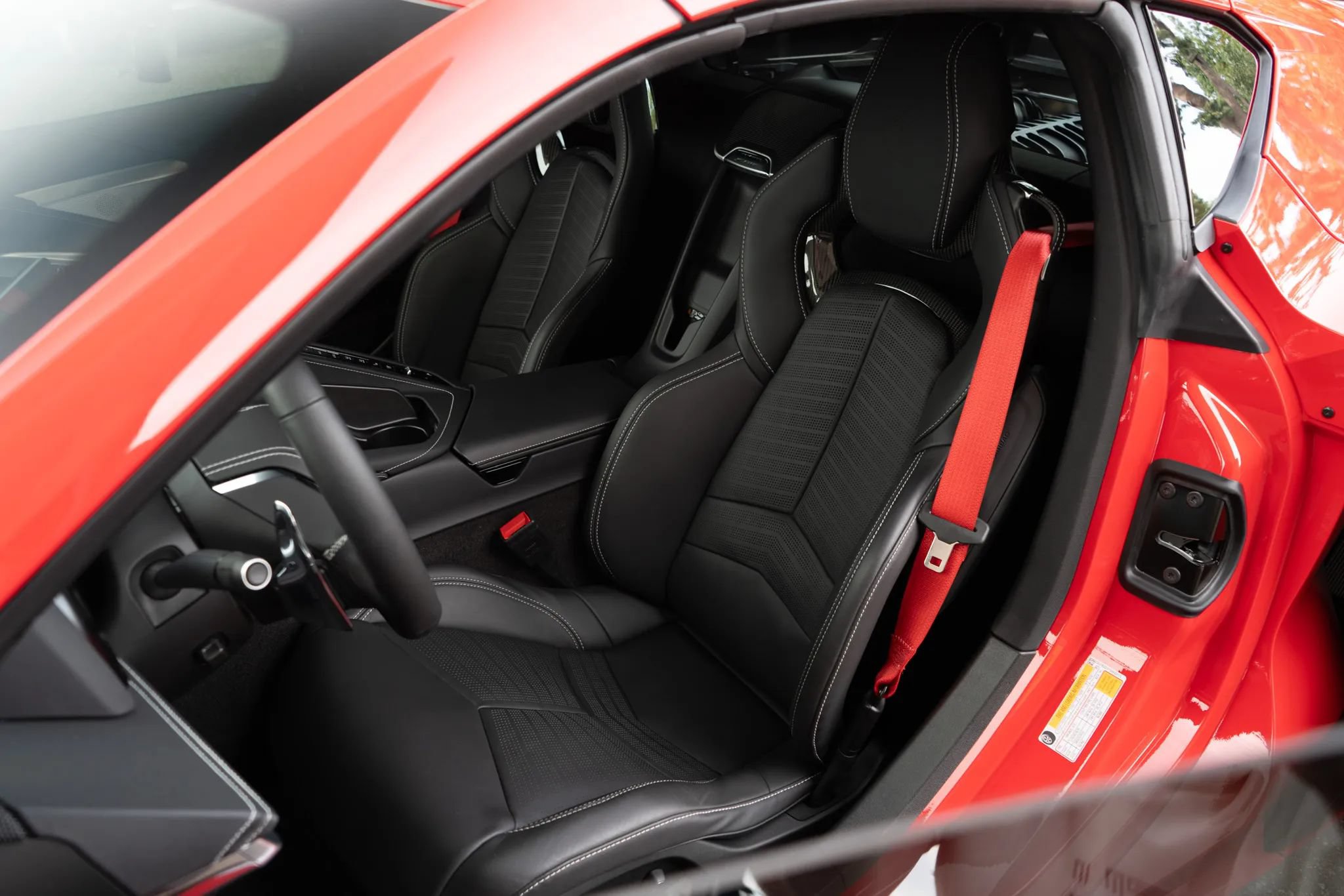 Used 2025 Chevrolet Corvette Z06 w/ Z07 Performance Package RWD image 17