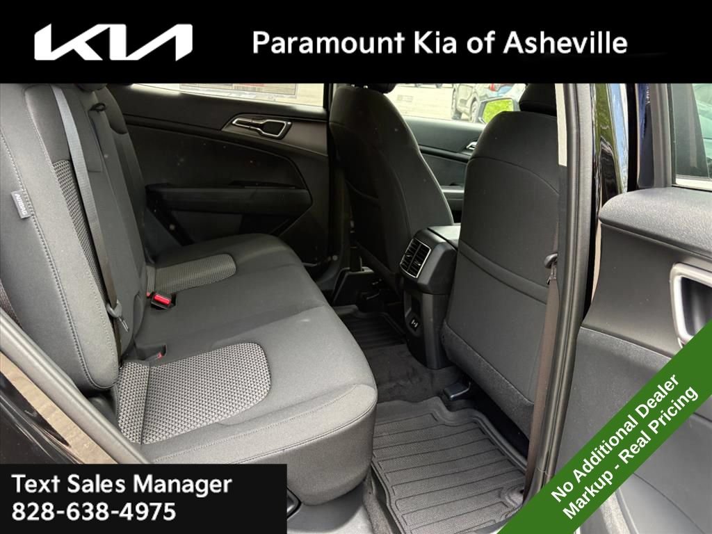 New 2026 Kia Sportage LX FWD image 19