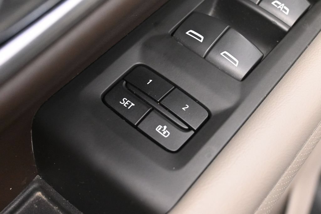 Used 2021 GMC Yukon SLT RWD image 40