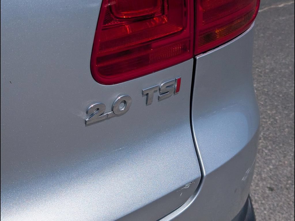 Used 2012 Volkswagen Tiguan LE FWD image 20