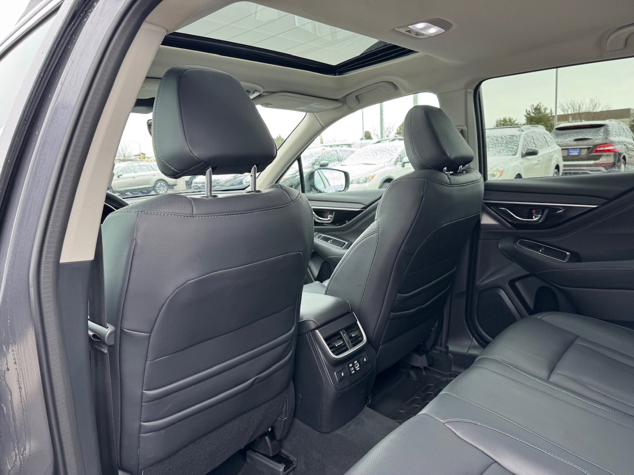 Used 2023 Subaru Outback Limited image 37