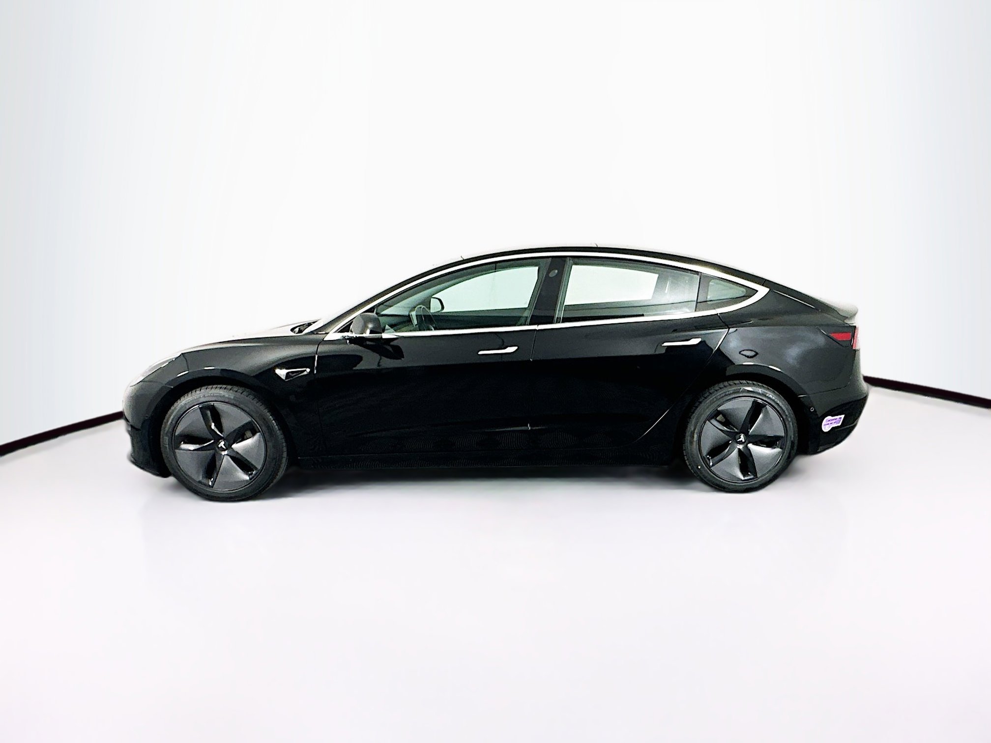 Used 2018 Tesla Model 3 Long Range image 4