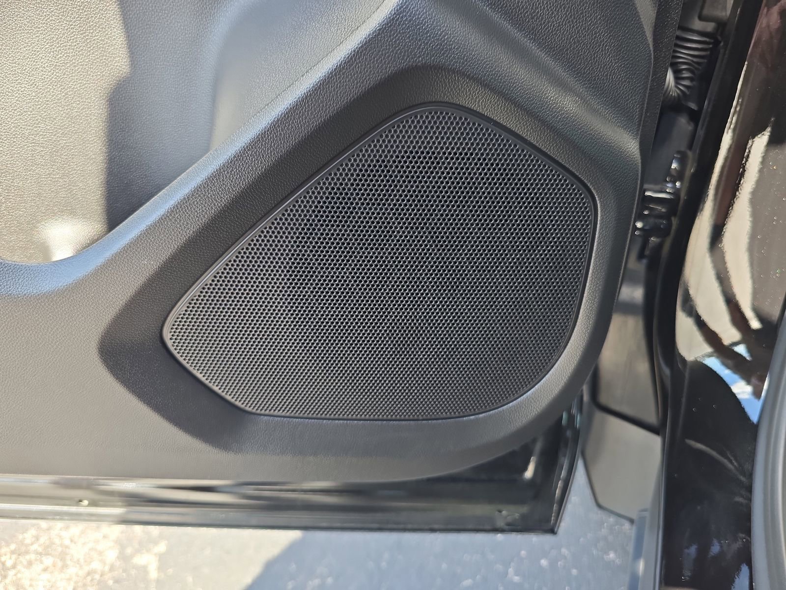 Used 2023 Chevrolet TrailBlazer RS w/ Convenience Package image 14