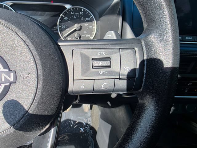 Used 2024 Nissan Rogue S AWD/4WD image 27