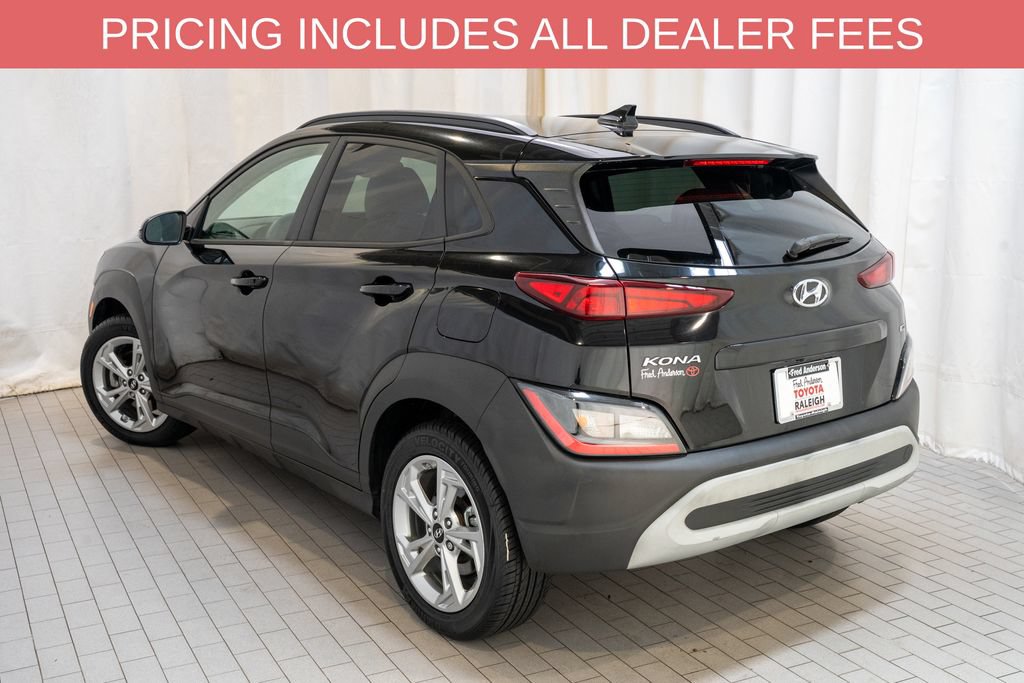 Used 2022 Hyundai Kona SEL AWD/4WD image 3