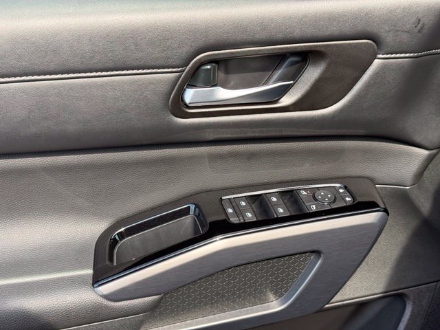 Certified 2026 Nissan Pathfinder SL AWD/4WD image 14