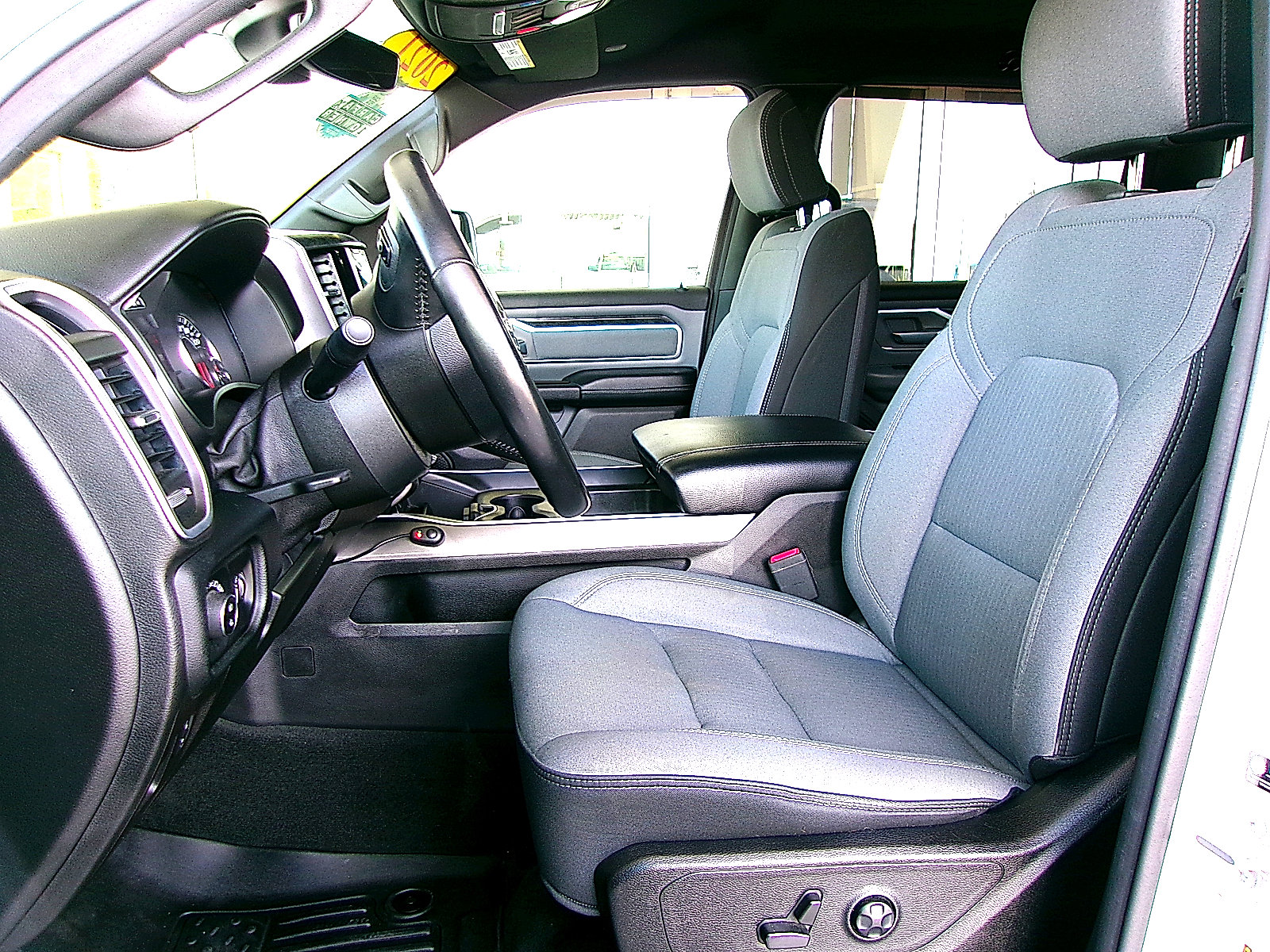 Used 2021 RAM 1500 Big Horn AWD/4WD image 14
