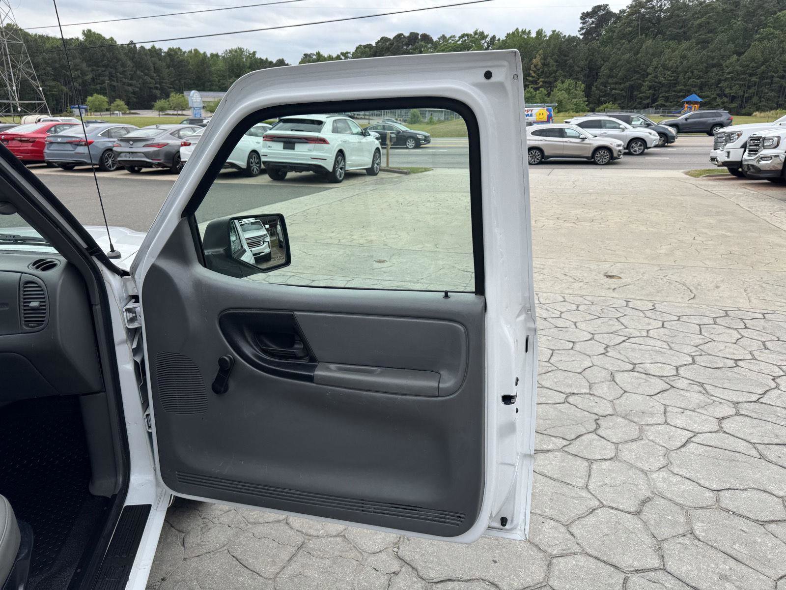 Used 2011 Ford Ranger XL RWD image 9