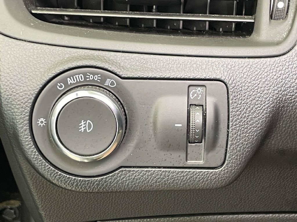 Used 2020 Buick Envision Premium w/ LPO, Road Trip Package AWD/4WD image 32