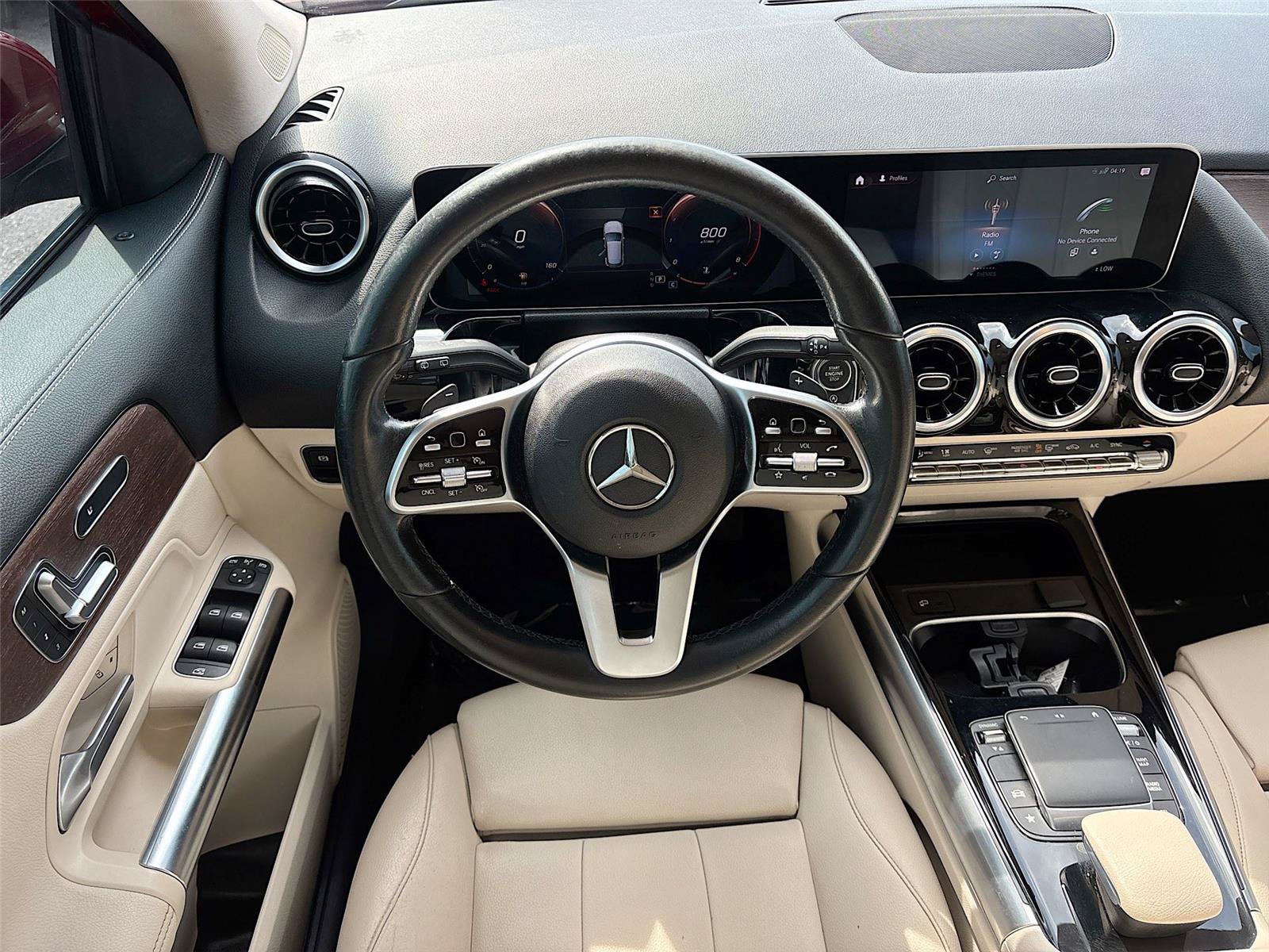 Used 2021 Mercedes-Benz GLA 250 4MATIC w/ Premium Package image 20
