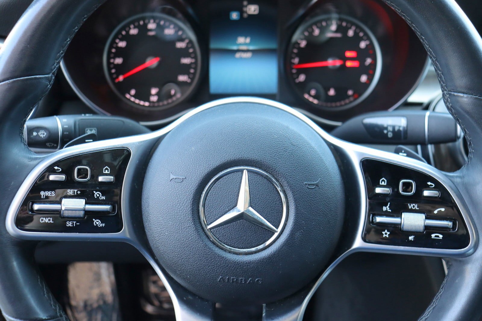 Used 2019 Mercedes-Benz C 300 4MATIC Sedan w/ Premium Package image 29