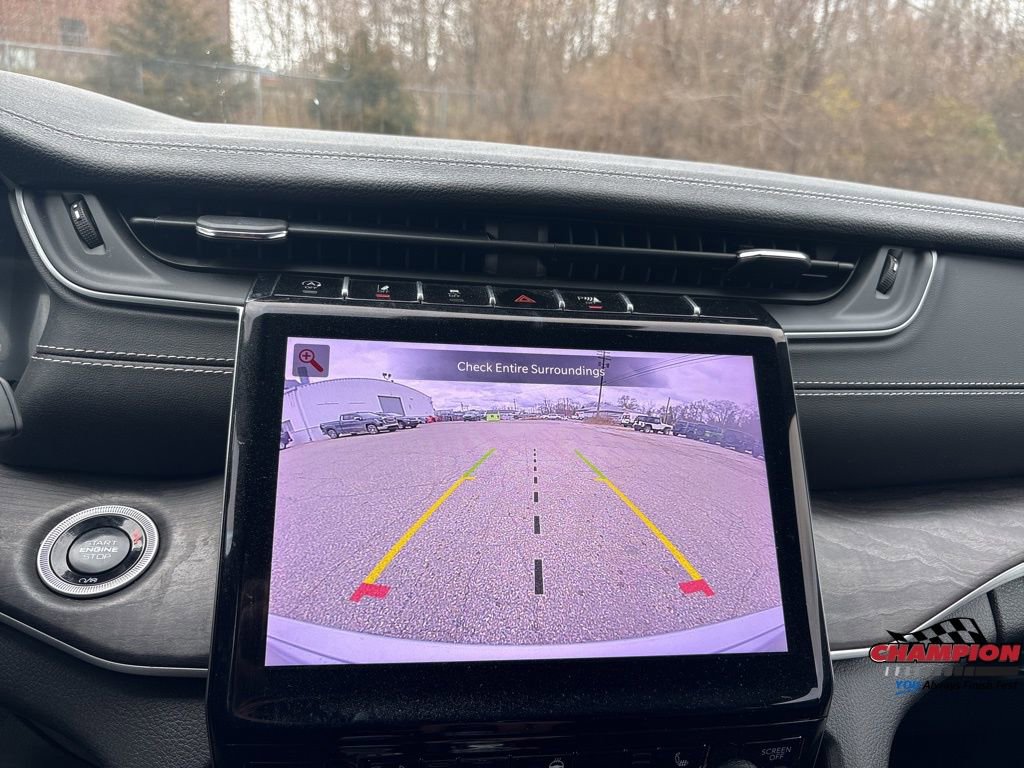 Used 2024 Jeep Grand Cherokee Limited image 22