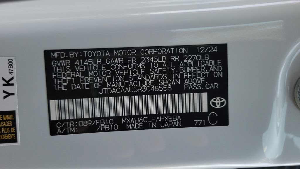 Used 2024 Toyota Prius LE FWD image 24