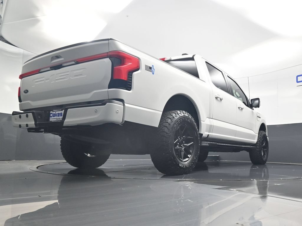 Used 2022 Ford F150 Lightning Lariat AWD/4WD image 46