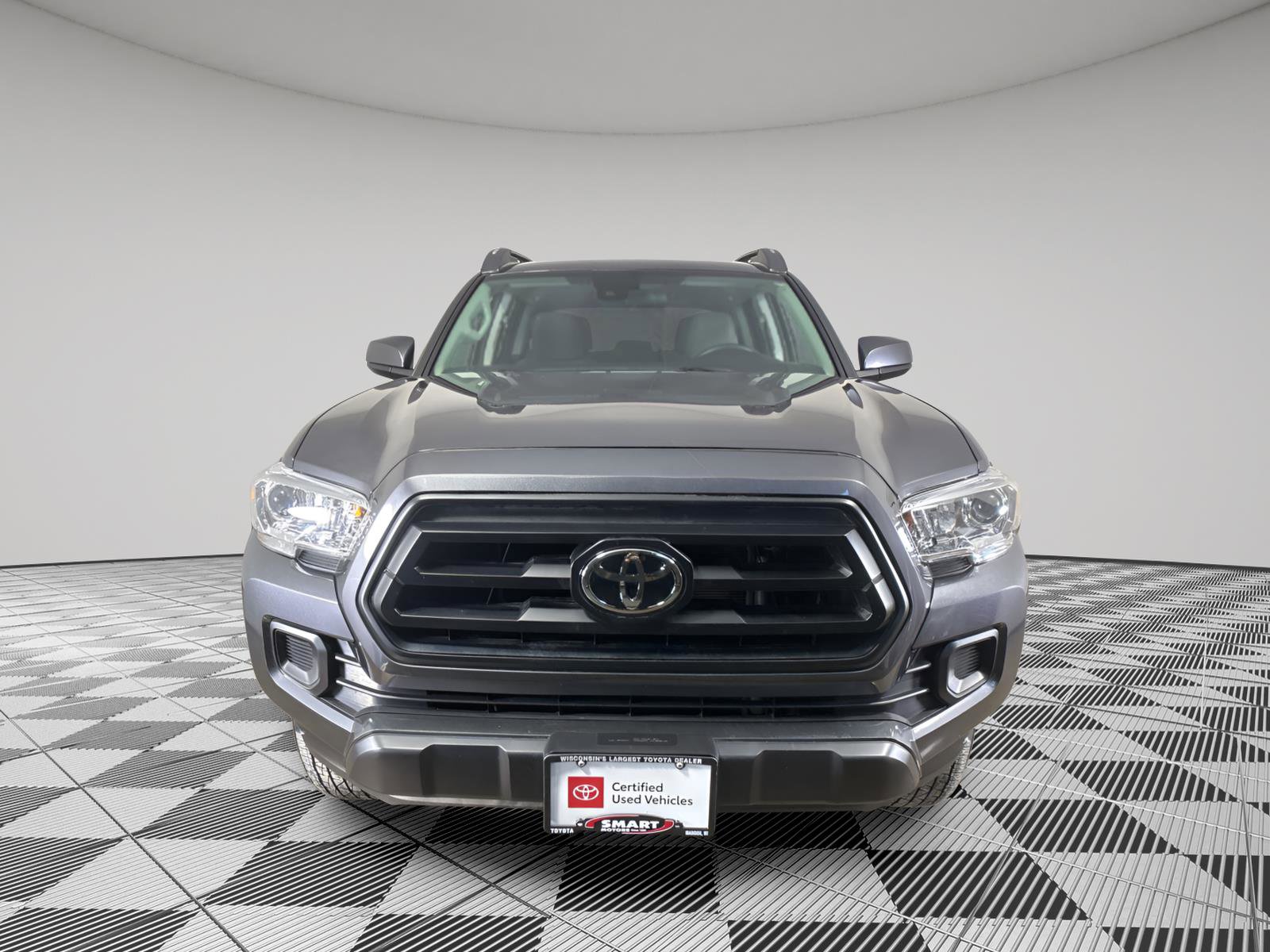 Used 2023 Toyota Tacoma SR image 8